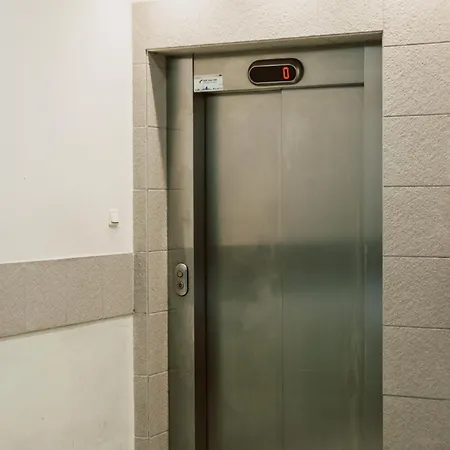 Διαμέρισμα Elegancki Od Dziedzinca, 60m2, Parking, Rynek 700 M