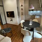 Apartman Elegancki Od Dziedzinca, 60m2, Parking, Rynek 700 M *