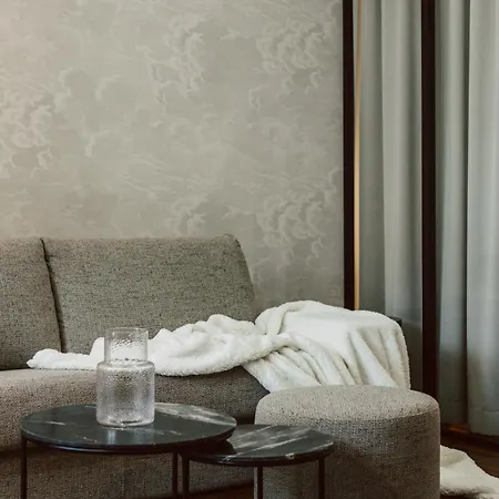 Apartment Elegancki Od Dziedzinca, Parking, Rynek 700 M *