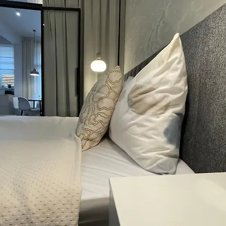 Elegancki Od Dziedzinca, 60m2, Parking, Rynek 700 M Breslavia