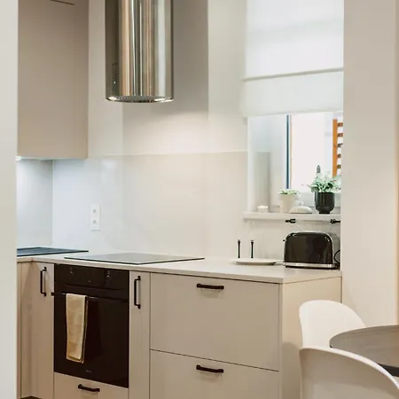 Apartamento Elegancki Od Dziedzinca, 60m2, Parking, Rynek 700 M Breslavia