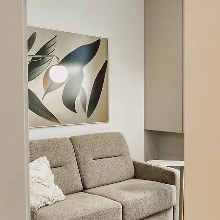 Elegancki Od Dziedzinca, 60m2, Parking, Rynek 700 M *