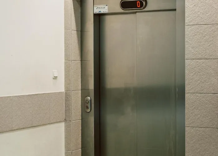 아파트 Elegancki Od Dziedzinca, 60m2, Parking, Rynek 700 M